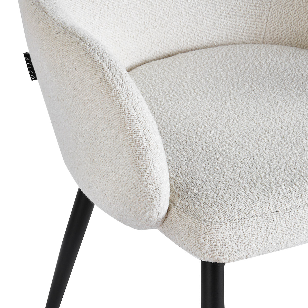 4RICO Intra white sherpa chair with rounded backrest and black metal legs