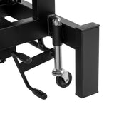 BALANCE Eso 4 height-adjustable physiotherapy table in lowered position