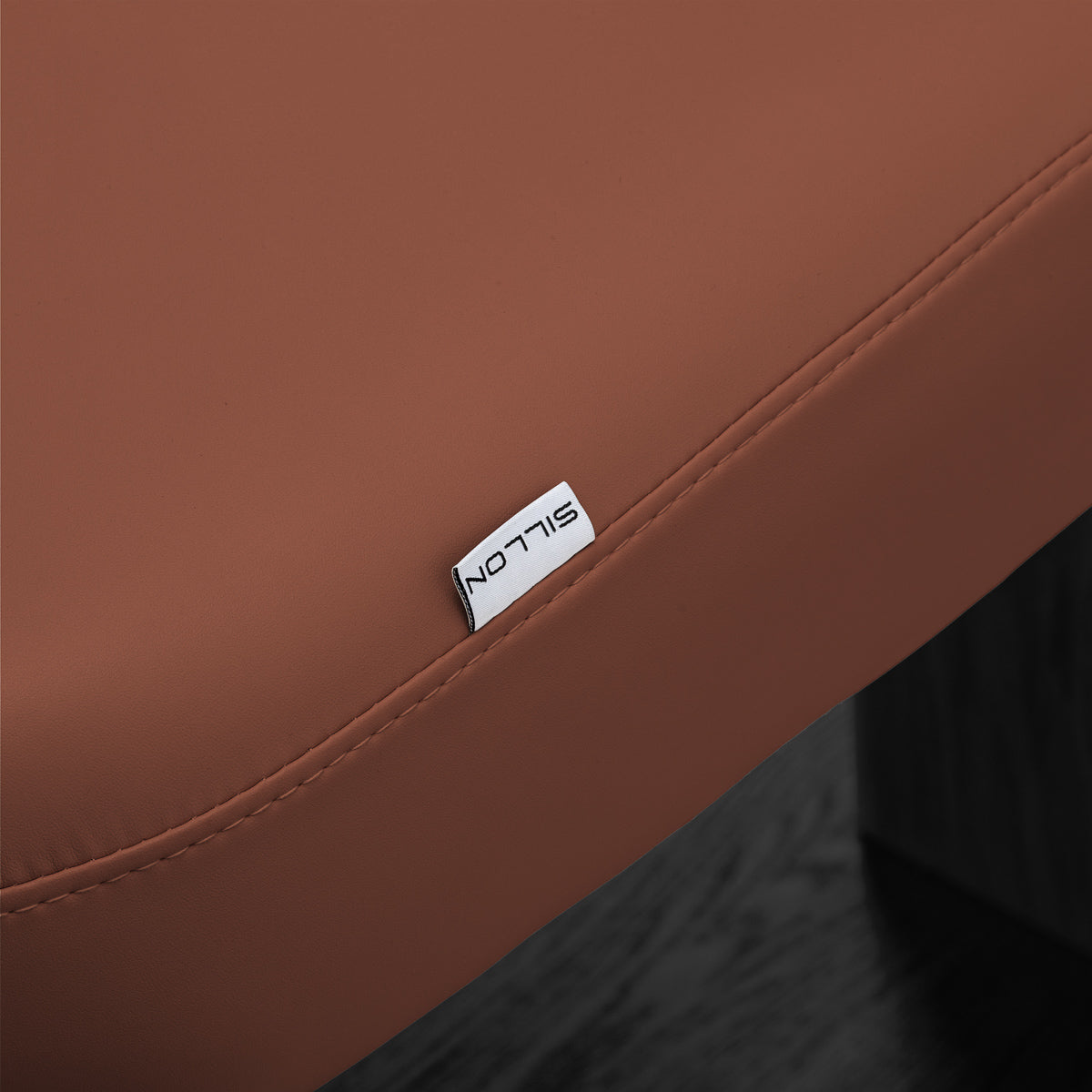 Sillon Relax · castanho / preto · etiqueta Sillon e costura