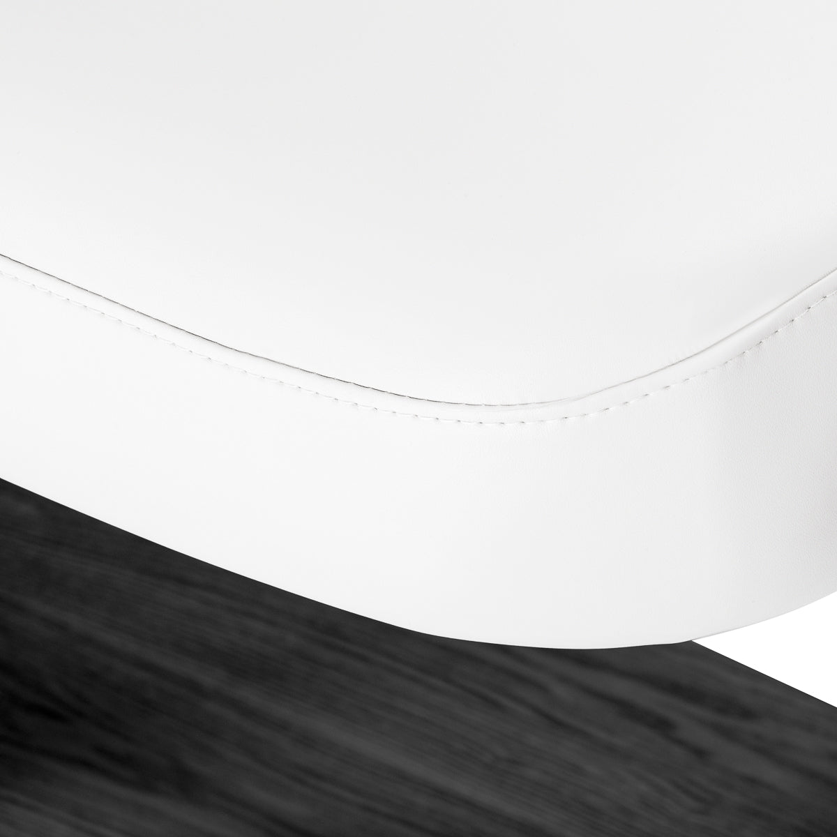 Sillon Relax · branco / preto · costura da borda